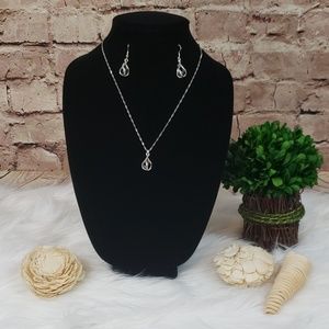 Earring and Necklace Set